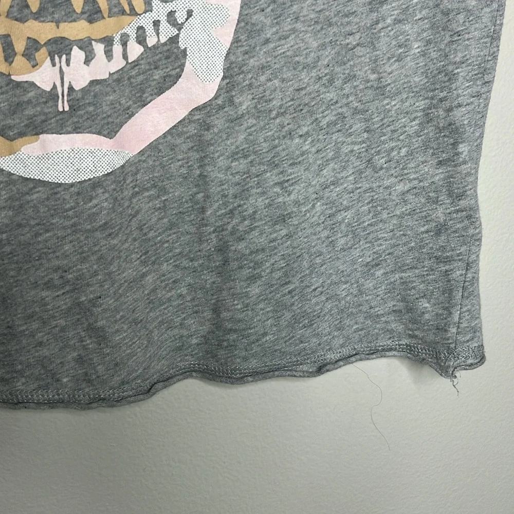 Zadig & Voltaire Tunisien Camo Skull Graphic Henley T-Shirt size Small - Picture 7 of 14